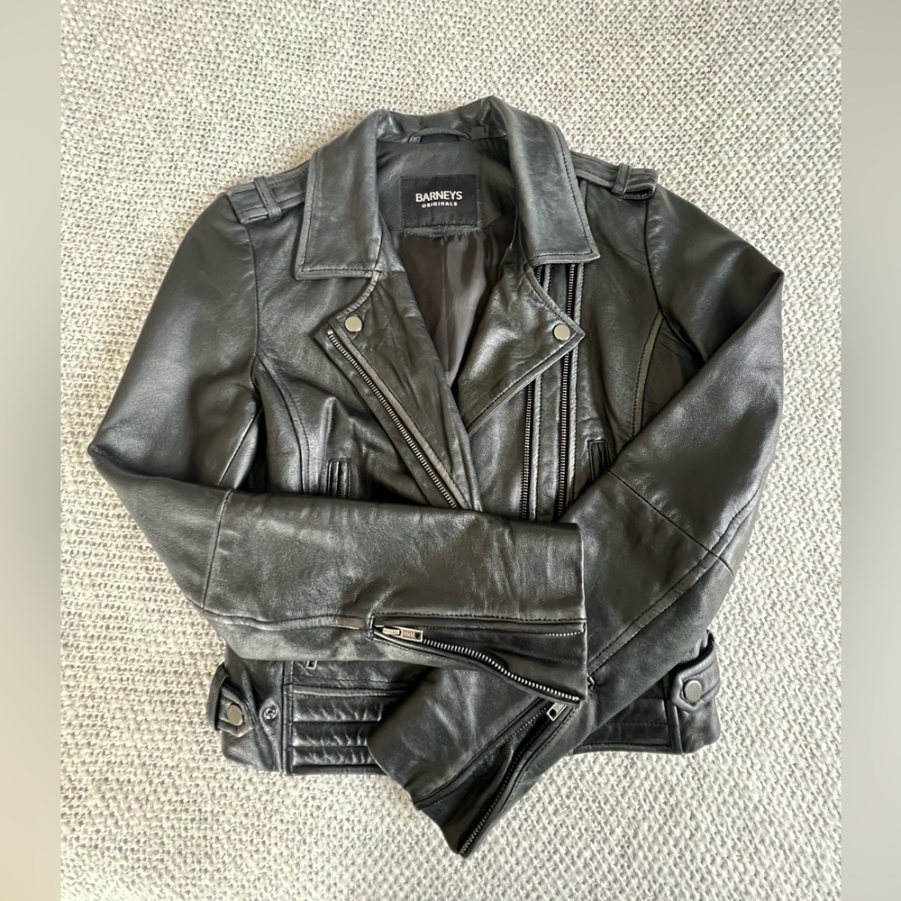 Leather jacket - Picture 6 of 6